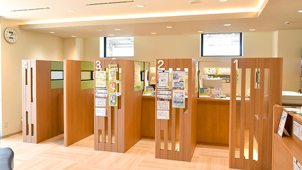 プラザ薬局 ＪＲ摩耶店_4