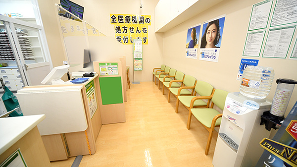 スギ薬局　大宮宮原店_4