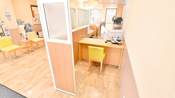 大賀薬局 二日市中央店_4