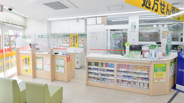 スギ薬局 池田駅前店_4