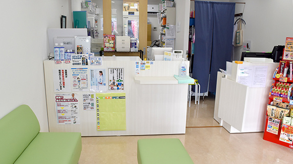 ルナ薬局 かやしま店_3