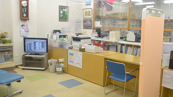 タカサキ薬局穂波店_4