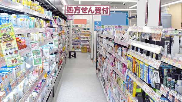 コクミン薬局JR三宮駅東口店_2