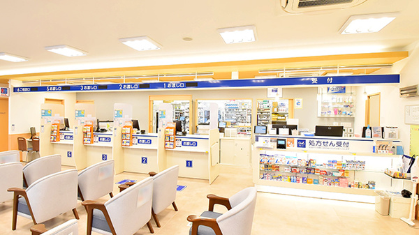 クオール薬局射水店_3
