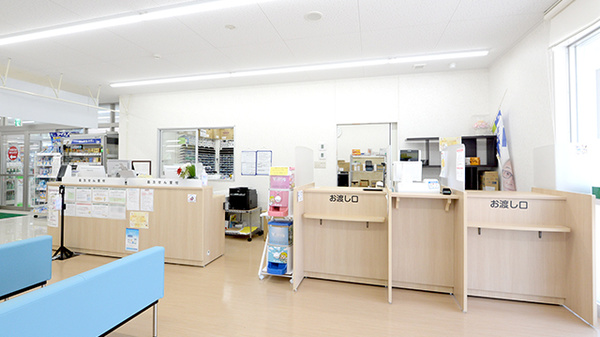 V･drug　岩倉東薬局_4