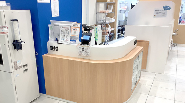 横浜フロント薬局_3