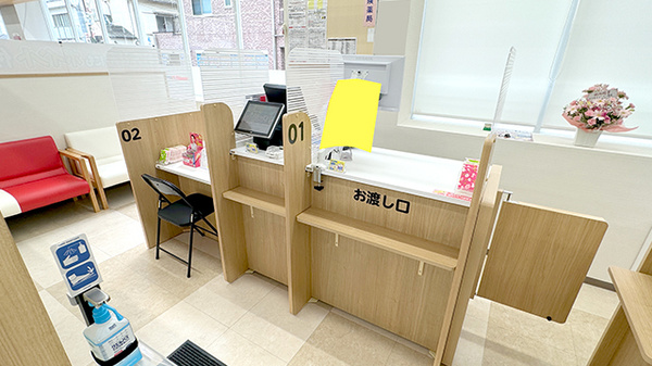 ココカラファイン薬局江古田南口店_4