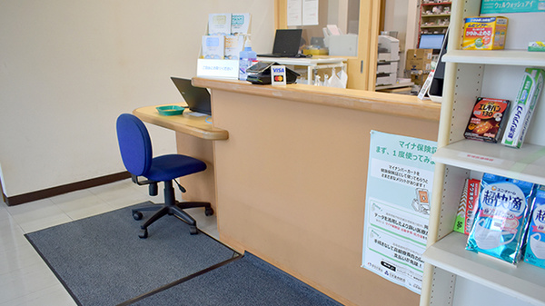 大信薬局高瀬店_3