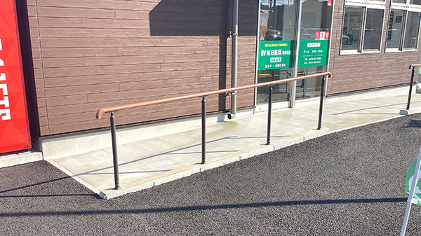 毎日薬局 篭部田店_3