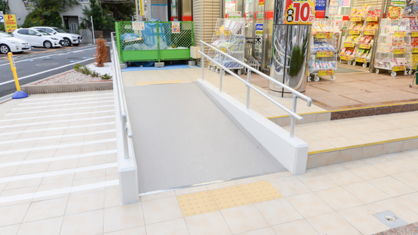 スギ薬局 成城５丁目店_4