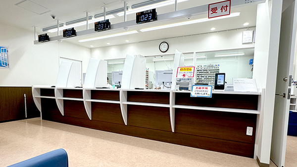 ライフ薬局川口駅前店_2