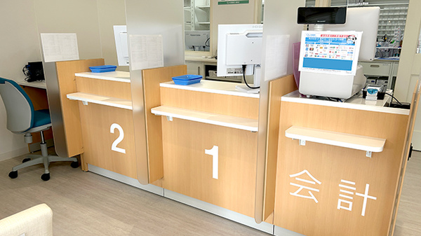 大賀薬局篠栗店_4