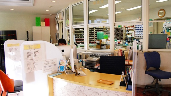 ハーモニー薬局　西小学校前店_4