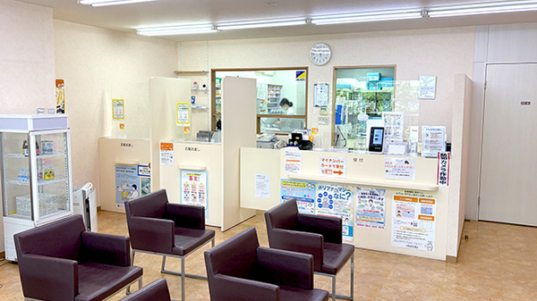 ファルコ薬局　寝屋川市駅前店_3
