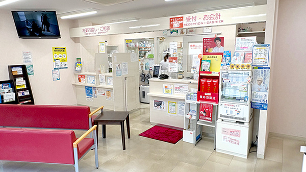 ファルコ薬局 新町六角店_3