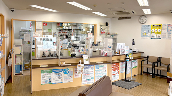 ファルコ薬局 塚口店_3