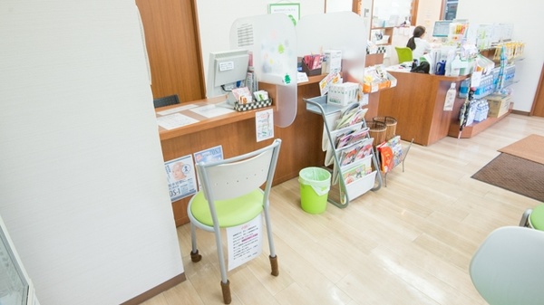 トーカイ薬局　半田店_4