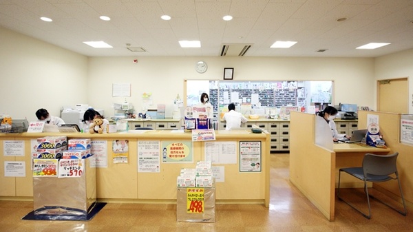 セイムス南橋本駅前薬局_3