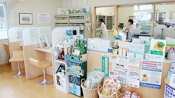 マルエ薬局　川原店_5