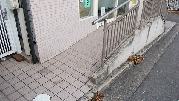 青山薬局　日吉台店_3