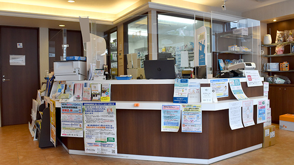 フラワー薬局八柱駅前店_3