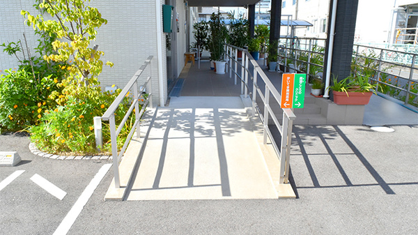 かいてき調剤薬局　空港通店_3