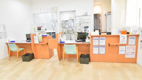 ドラッグイレブン薬局市民病院前店_3