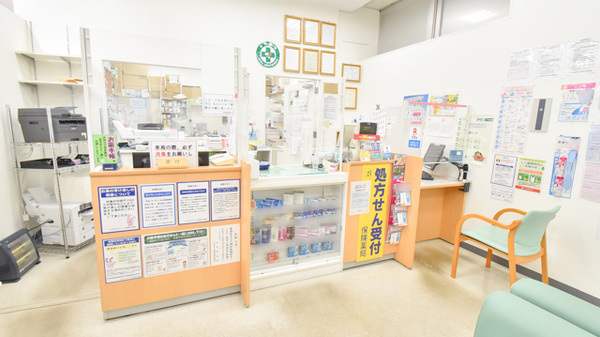 ドラッグイレブン薬局福工大前駅店_4