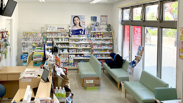 新生堂薬局　警弥郷店_2