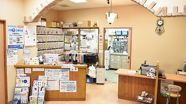ニューロン薬局　香露園店_4