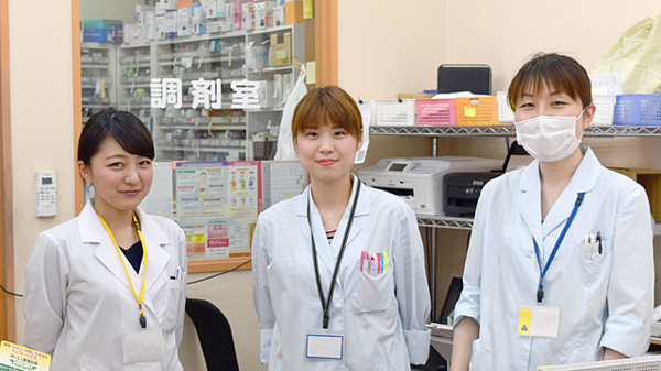 境川薬局_3