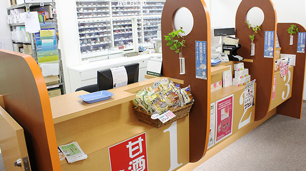 大賀薬局　呉服町店_4