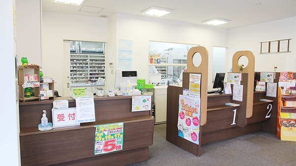 大賀薬局　久留米総合病院前店_3