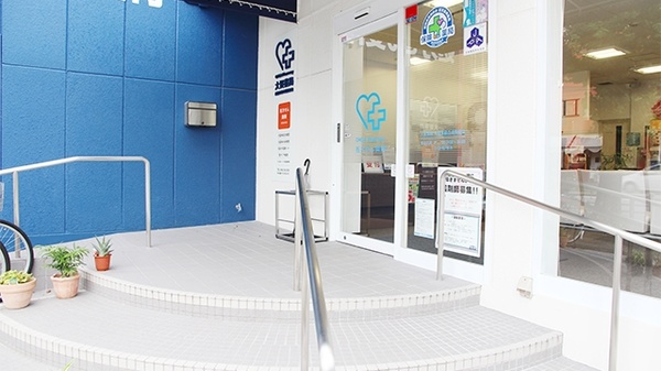 大賀薬局　久留米総合病院前店_2
