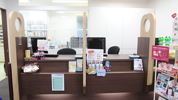 大賀薬局　福岡赤十字病院前店_3