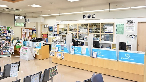 大賀薬局　弥生ヶ丘店_4