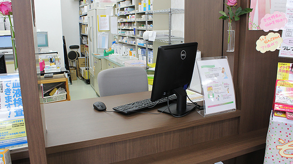 大賀薬局　和白店_4