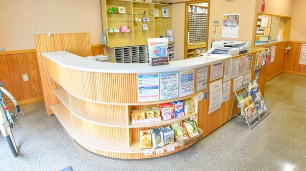 ポプラ薬局　東本町店_3