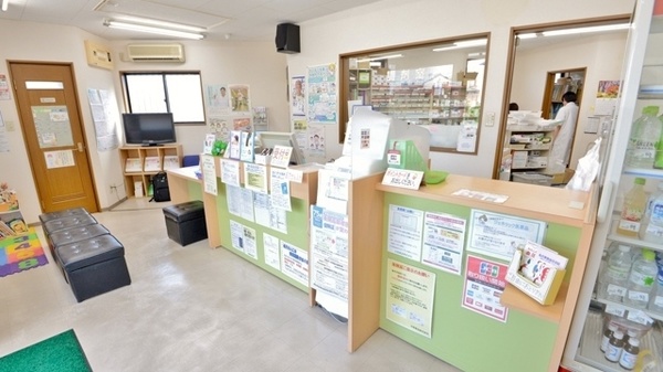 V・drug　西あたご薬局_3