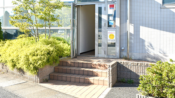 アロン薬局　北谷店_2