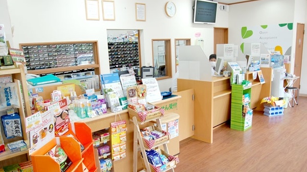 薬局タカサ　若宮団地店_4