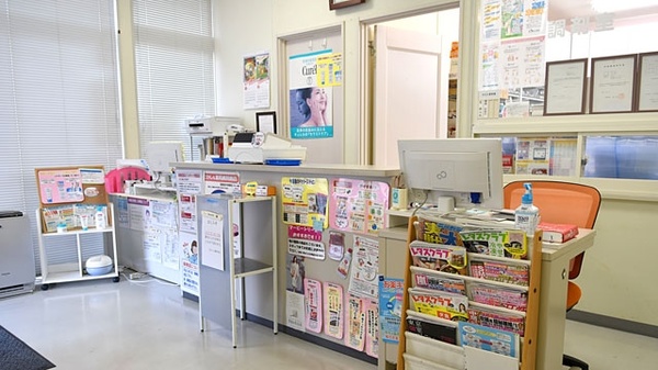 たかしん薬局　本店_3