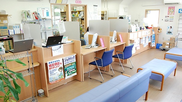 須賀川スカイ薬局_4