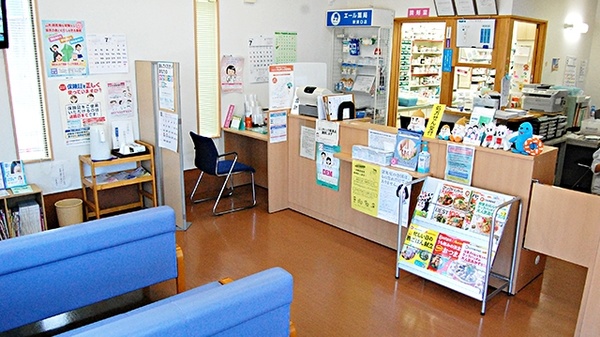 エール薬局　駅東口店_3