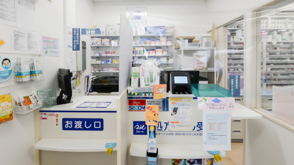 クオール薬局小田急百合ヶ丘駅店_3