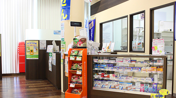 マルエ薬局　高崎駅西口店_4