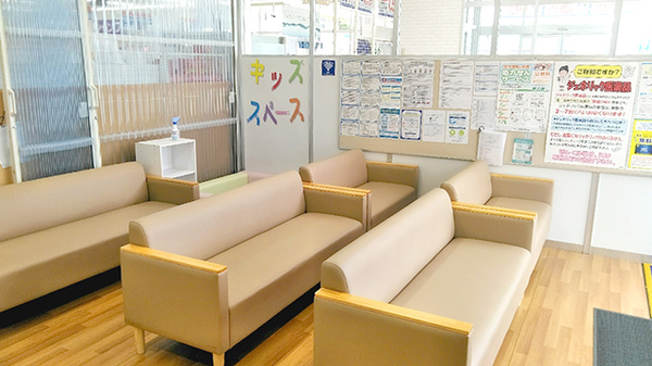 ウエルシア薬局　盛岡本宮店_2