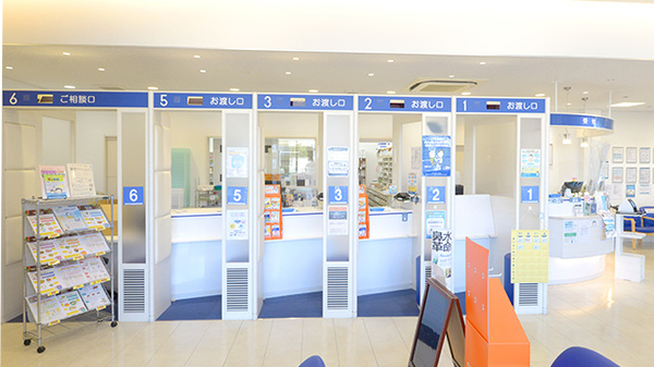 クオール薬局豊橋店_3