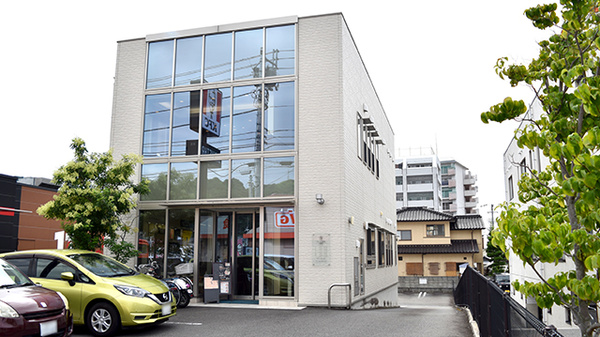 ティーズ薬局山越店