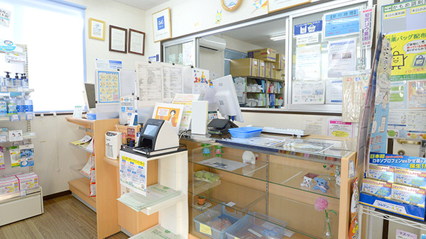 ＳＦＣ薬局かもめ店_3